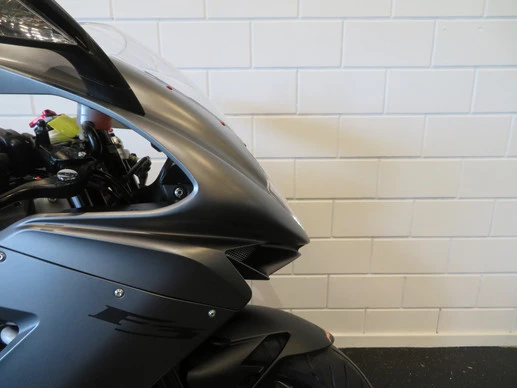 MV Agusta F3 - Afbeelding 6 van 16