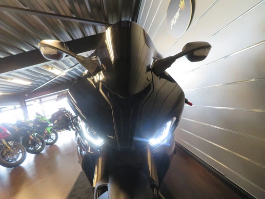 BMW S 1000 RR - Afbeelding 4 van 16