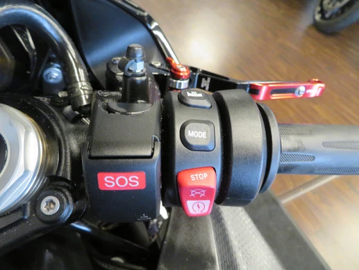 BMW S 1000 RR - Afbeelding 14 van 16