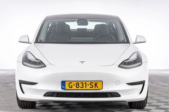 Tesla Model 3 - Afbeelding 22 van 29
