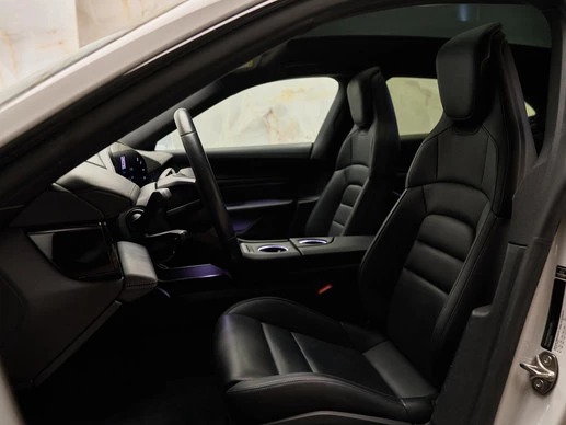 Porsche Taycan - Afbeelding 7 van 30