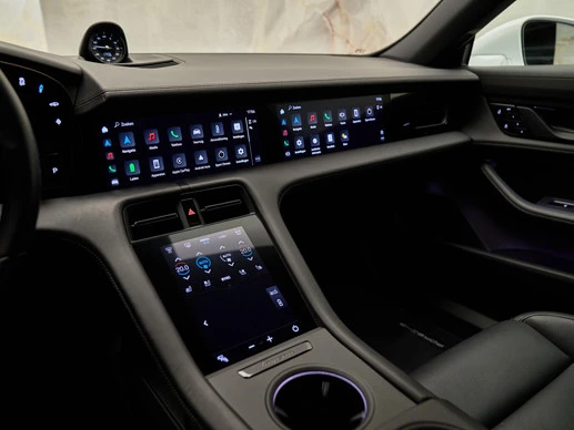 Porsche Taycan - Afbeelding 21 van 30