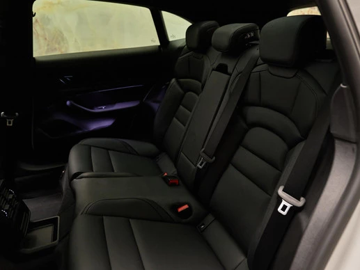 Porsche Taycan - Afbeelding 26 van 30