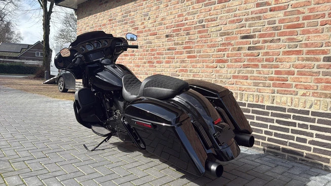 Harley-Davidson Street Glide - Afbeelding 3 van 17