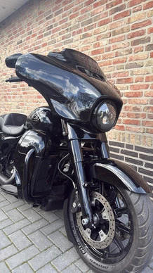Harley-Davidson Street Glide - Afbeelding 11 van 17