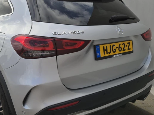 Mercedes-Benz GLA - Afbeelding 26 van 30