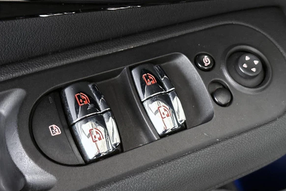 MINI Clubman - Afbeelding 28 van 30