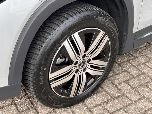 Mercedes-Benz EQB - Afbeelding 8 van 30