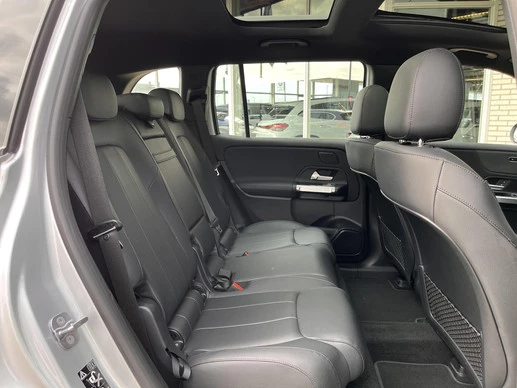 Mercedes-Benz EQB - Afbeelding 17 van 30