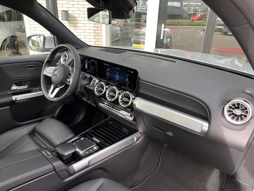 Mercedes-Benz EQB - Afbeelding 19 van 30