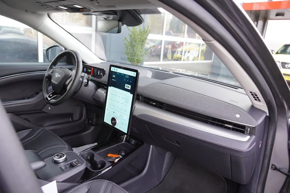 Ford Mustang Mach-E - Afbeelding 15 van 30