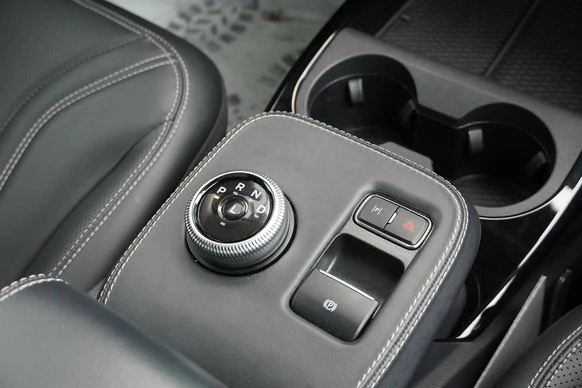 Ford Mustang Mach-E - Afbeelding 28 van 30