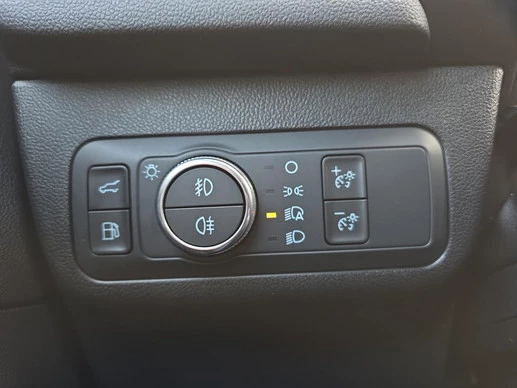 Ford Kuga - Afbeelding 25 van 30