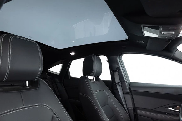 Jaguar E-PACE - Afbeelding 8 van 30