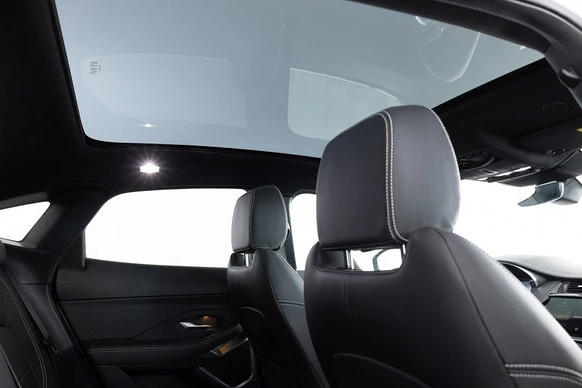 Jaguar E-PACE - Afbeelding 13 van 30
