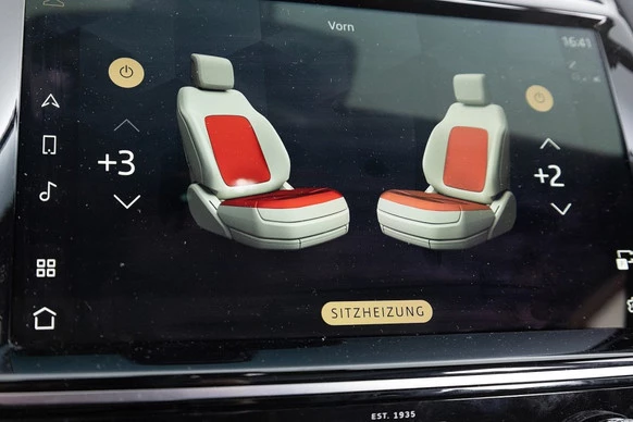 Jaguar E-PACE - Afbeelding 21 van 30