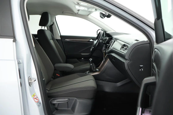Volkswagen T-Roc - Afbeelding 13 van 30