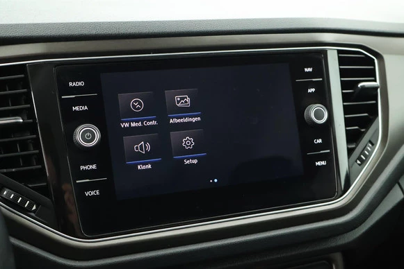 Volkswagen T-Roc - Afbeelding 27 van 30