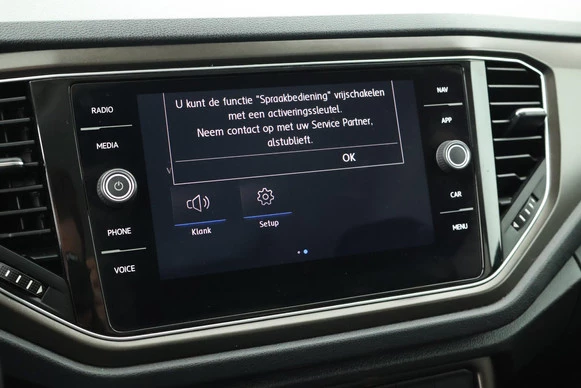 Volkswagen T-Roc - Afbeelding 28 van 30