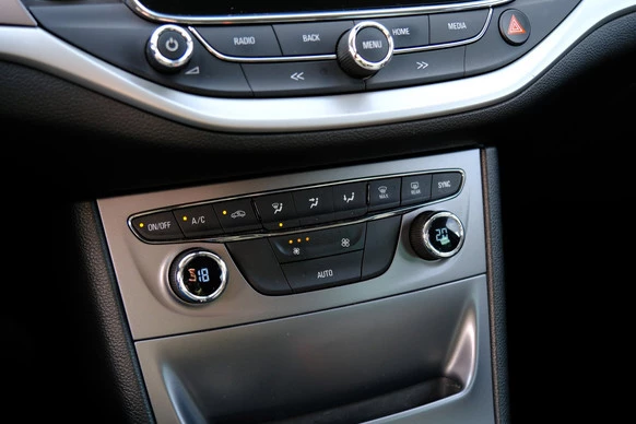 Opel Astra - Afbeelding 13 van 30