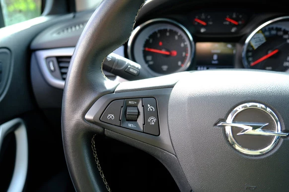 Opel Astra - Afbeelding 20 van 30