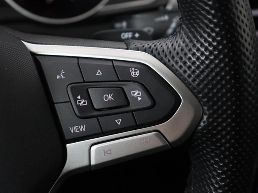 Volkswagen Passat - Afbeelding 17 van 30