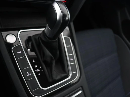 Volkswagen Passat - Afbeelding 19 van 30