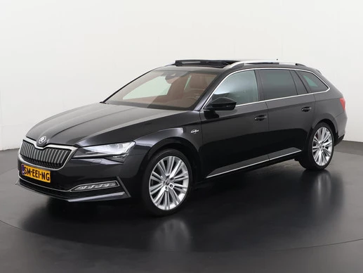 Škoda Superb - Afbeelding 1 van 30