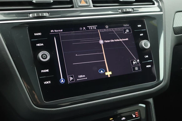 Volkswagen Tiguan - Afbeelding 27 van 30