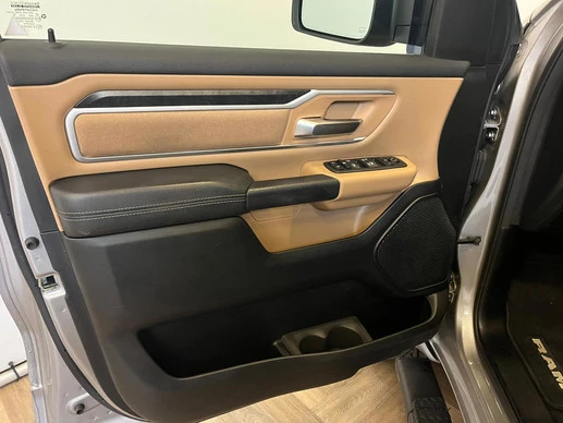 Dodge Ram 1500 - Afbeelding 19 van 27