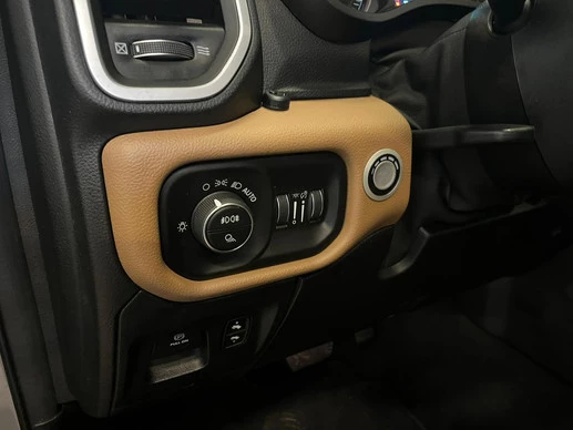 Dodge Ram 1500 - Afbeelding 20 van 27