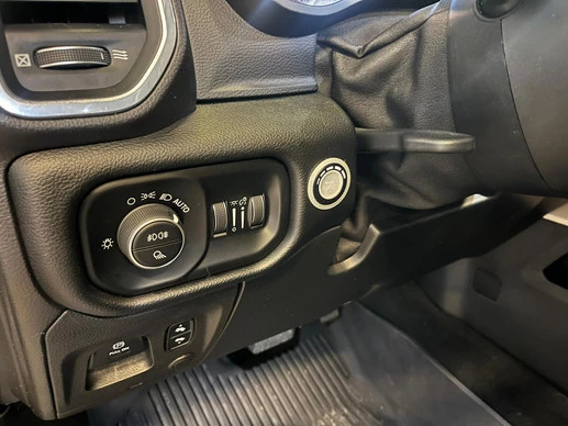 Dodge Ram 1500 - Afbeelding 11 van 26