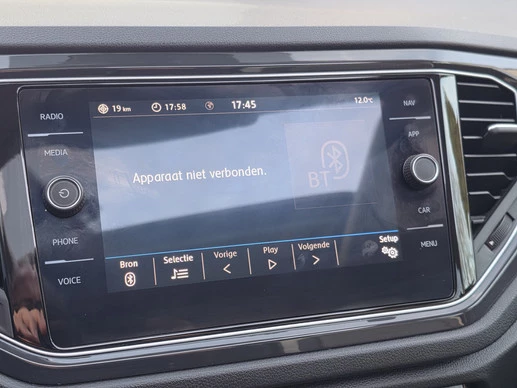 Volkswagen T-Roc - Afbeelding 28 van 30