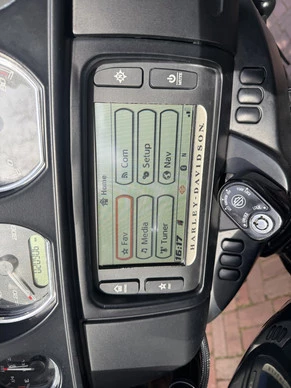 Harley-Davidson Street Glide - Afbeelding 17 van 30