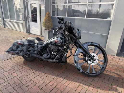 Harley-Davidson Street Glide - Afbeelding 22 van 30