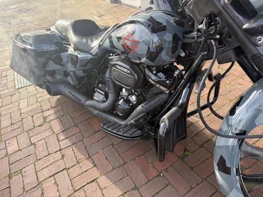 Harley-Davidson Street Glide - Afbeelding 29 van 30