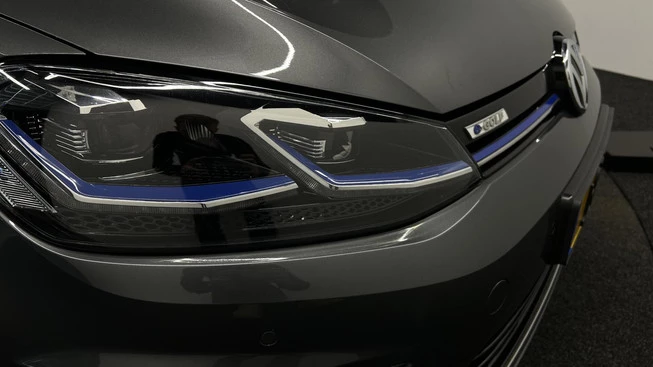 Volkswagen e-Golf - Afbeelding 17 van 30