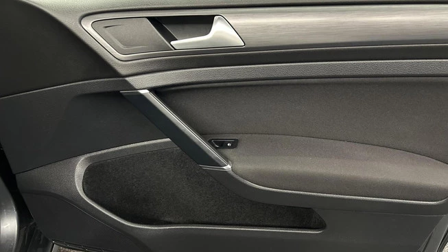 Volkswagen e-Golf - Afbeelding 20 van 30