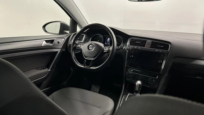 Volkswagen e-Golf - Afbeelding 22 van 30