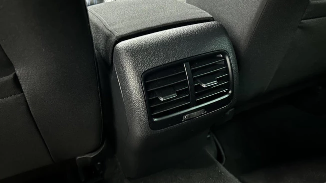 Volkswagen e-Golf - Afbeelding 24 van 30