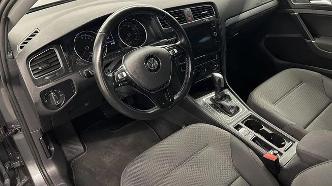 Volkswagen e-Golf - Afbeelding 27 van 30