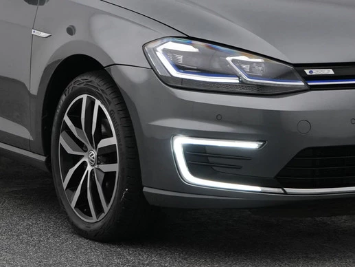 Volkswagen e-Golf - Afbeelding 18 van 30