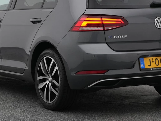 Volkswagen e-Golf - Afbeelding 19 van 30