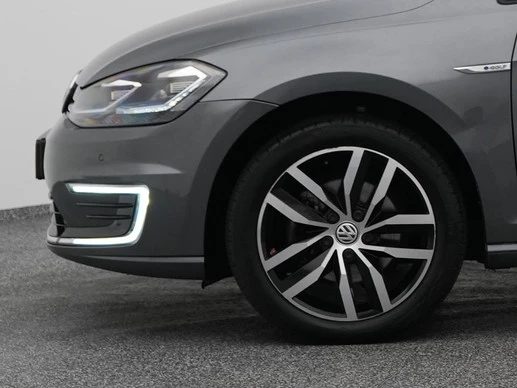 Volkswagen e-Golf - Afbeelding 22 van 30