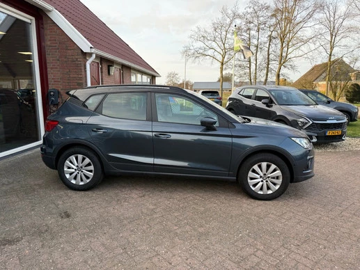 SEAT Arona - Afbeelding 2 van 17