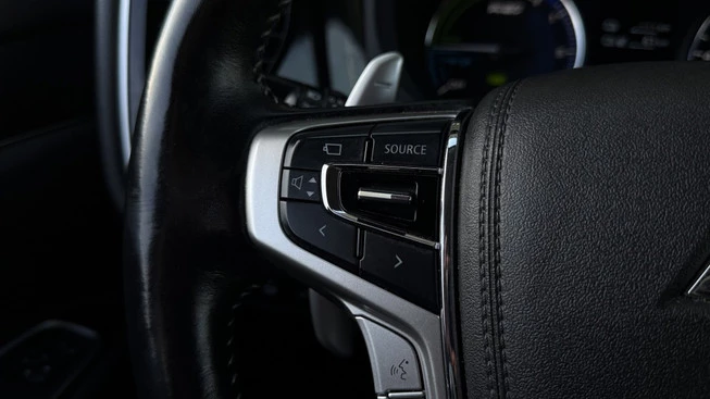 Mitsubishi Outlander - Afbeelding 14 van 30