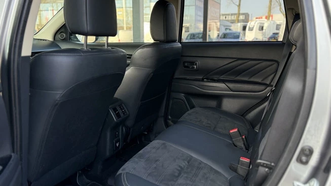 Mitsubishi Outlander - Afbeelding 26 van 30