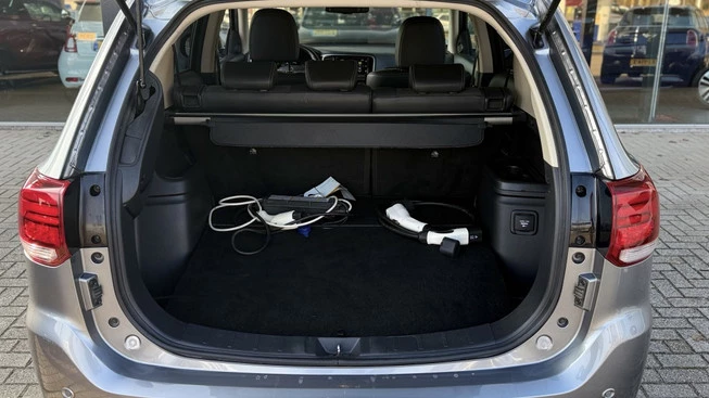 Mitsubishi Outlander - Afbeelding 27 van 30