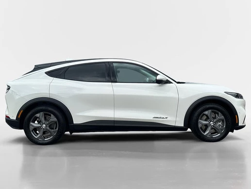 Ford Mustang Mach-E - Afbeelding 4 van 30