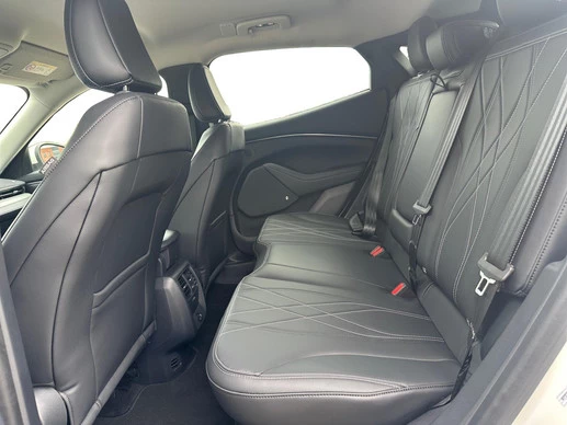 Ford Mustang Mach-E - Afbeelding 6 van 30